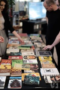 Literacki Piątek. Spotkanie autorskie z Renatą Kuryłowicz (29 czerwca 2018), fot. Marcin Szczygieł