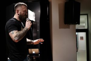 Michał Pałubski i Brothells Stand-Up Comedy (23 marca 2018), fot. Marcin Szczygieł