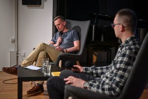 Tomasz Bąk Spotkanie autorskie w Częstochowie fotografował Łukasz Kolewiński