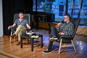 Tomasz Bąk Spotkanie autorskie w Częstochowie fotografował Łukasz Kolewiński