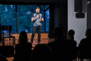Jakub Ćwiek Maciej Lobo Linke Stand Up Comedy Częstochowa 2021 fot Łukasz Kolewiński