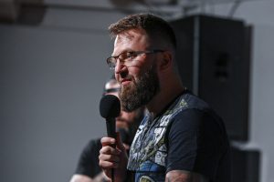 Jakub Ćwiek Maciej Lobo Linke Stand Up Comedy Częstochowa 2021 fot Łukasz Kolewiński