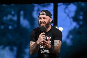 Jakub Ćwiek Maciej Lobo Linke Stand Up Comedy Częstochowa 2021 fot Łukasz Kolewiński