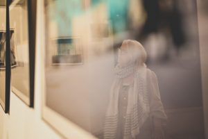 Pstrikailov Michał Krzyszkowski Wystawa fotografii ulicznej Sekretne życie polskich miast