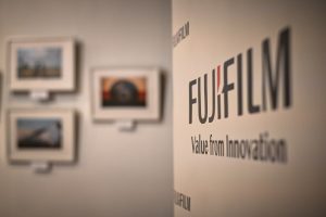 napis "Fujifilm Value for Innovation"