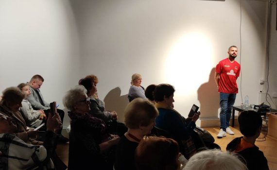 Spotkanie podróżnicze z Filipem Adamusem w Gaude Mater w Częstochowie.