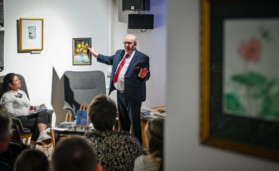 Lech Grochulski podczas swojego wieczoru poetyckiego w OPK Gaude Mater.